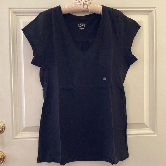 Ann Taylor LOFT Scoop Neck Top/Gathered Back/Raw Edges/Black/L/NEW/ON SALE $20! - Picture 1 of 4
